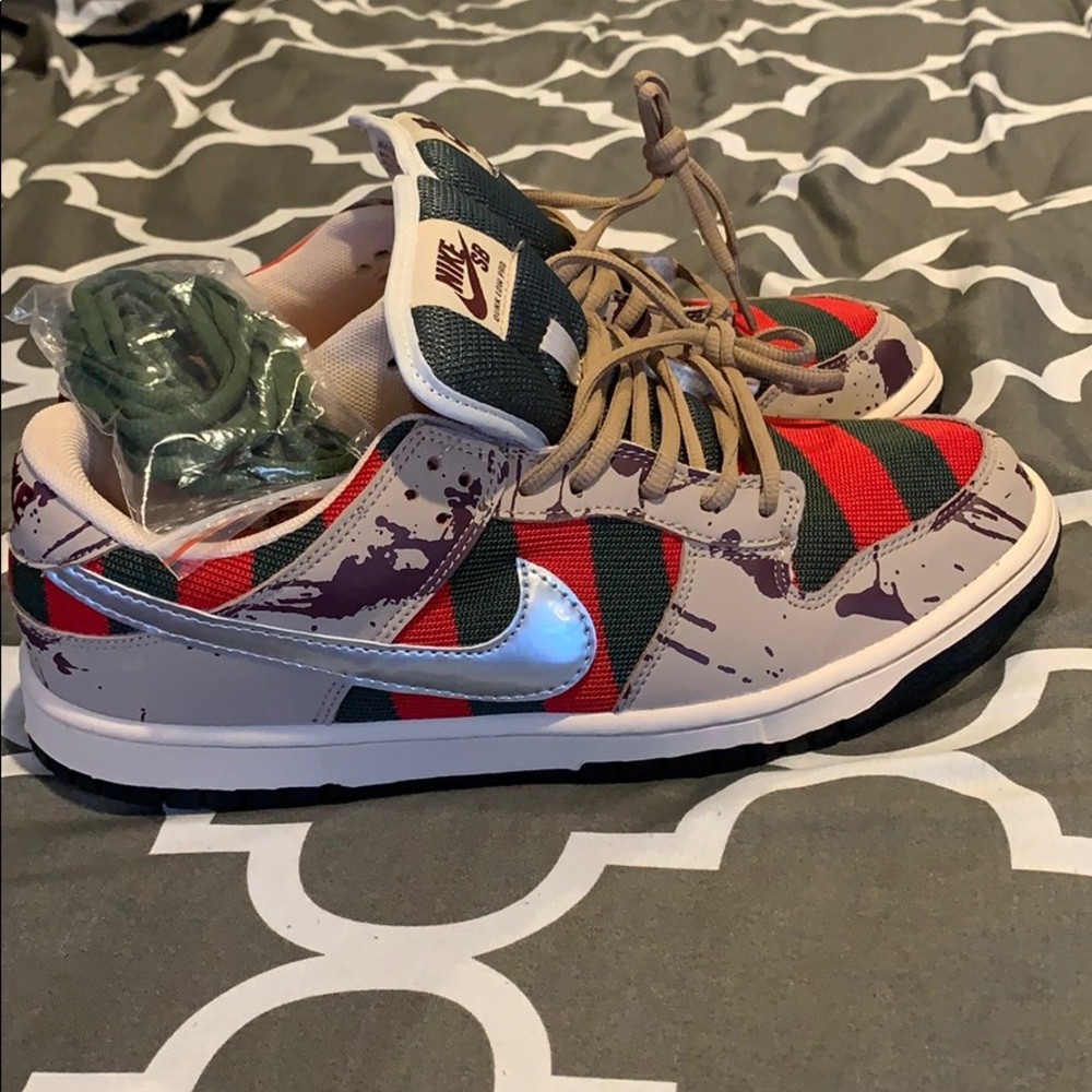 Brand new Freddy Nike SB High quality UA